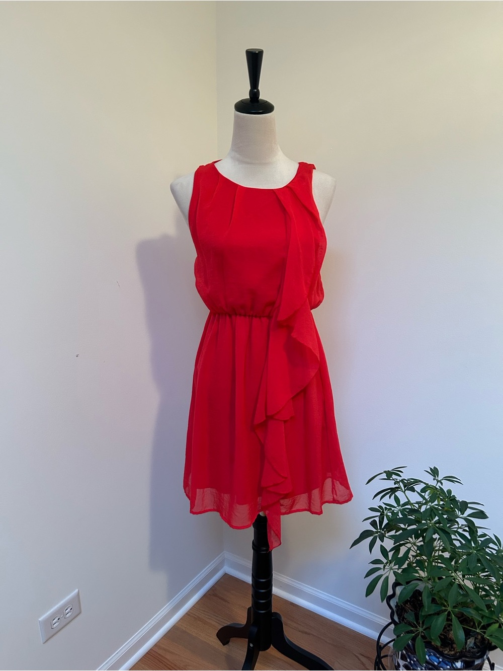 mandee Bright Red Sleeveless Ruffle Chiffon Mini Dress